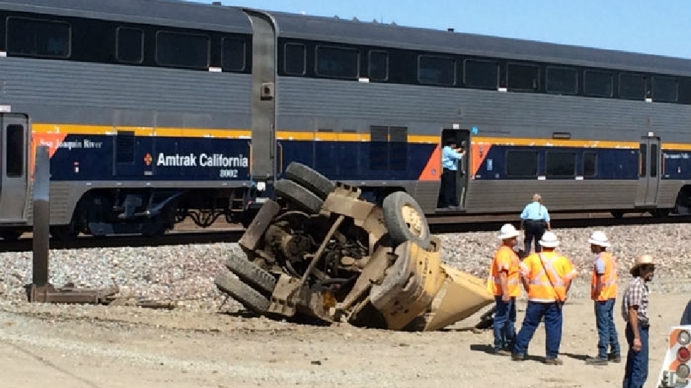 Amtrak Train and Fork Lift Crash in Hanford KMPH