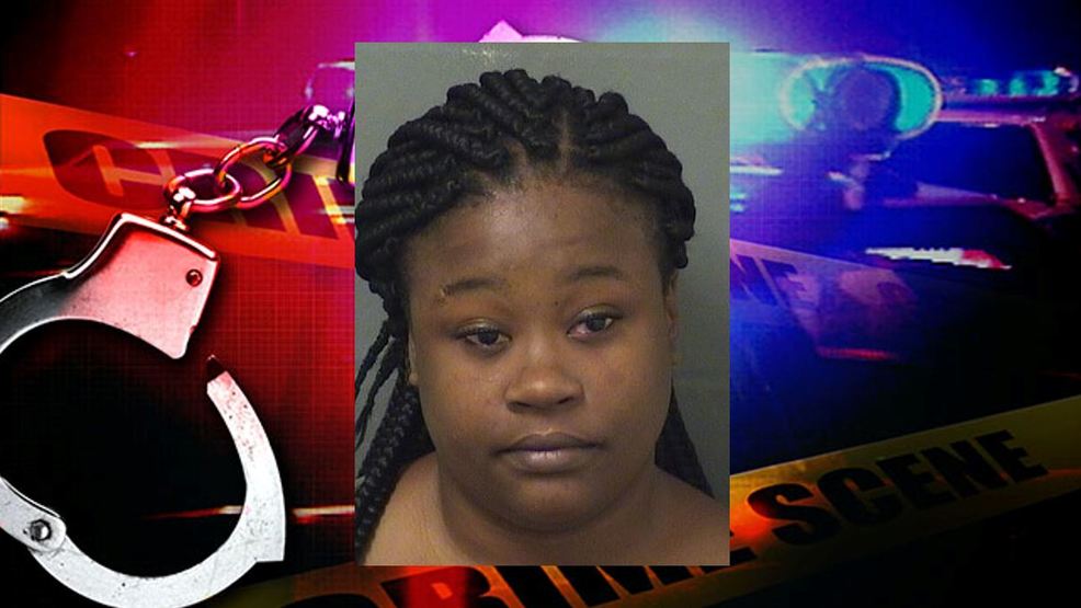 Boynton Beach mother accused of bringing pistol to elementary school WPEC