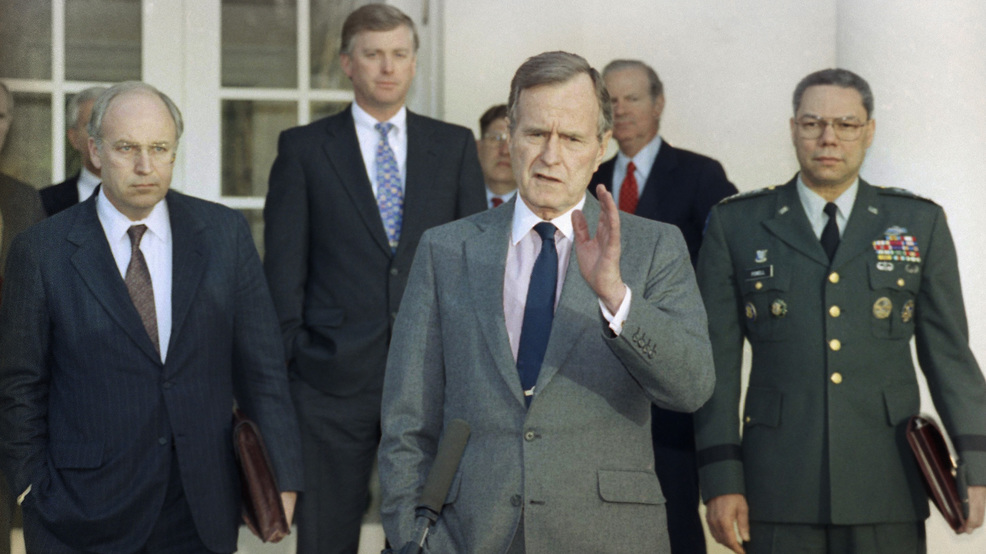 Obit George HW Bush AP18294060844995.jpg