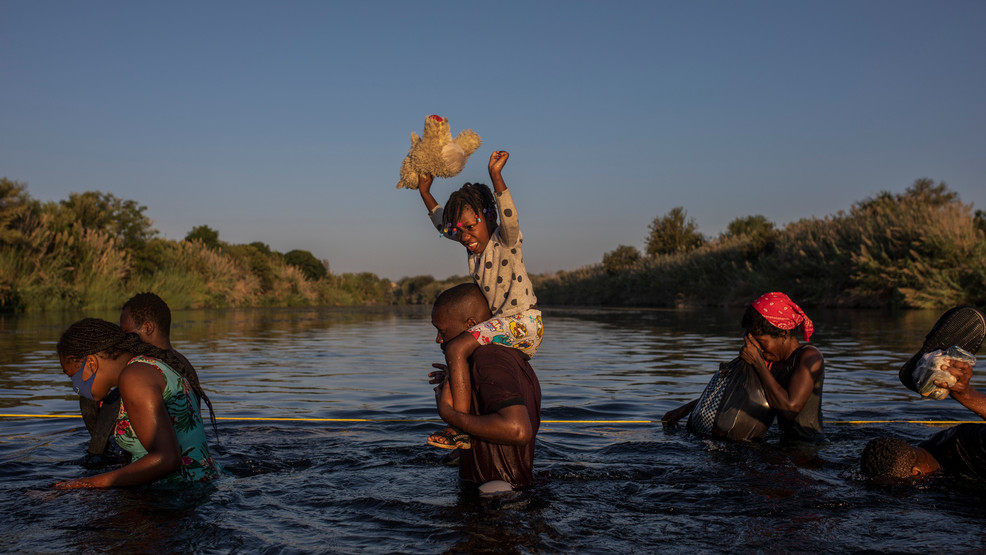 APTOPIX Mexico US Border Migrant Camp AP21263664987609.jpg
