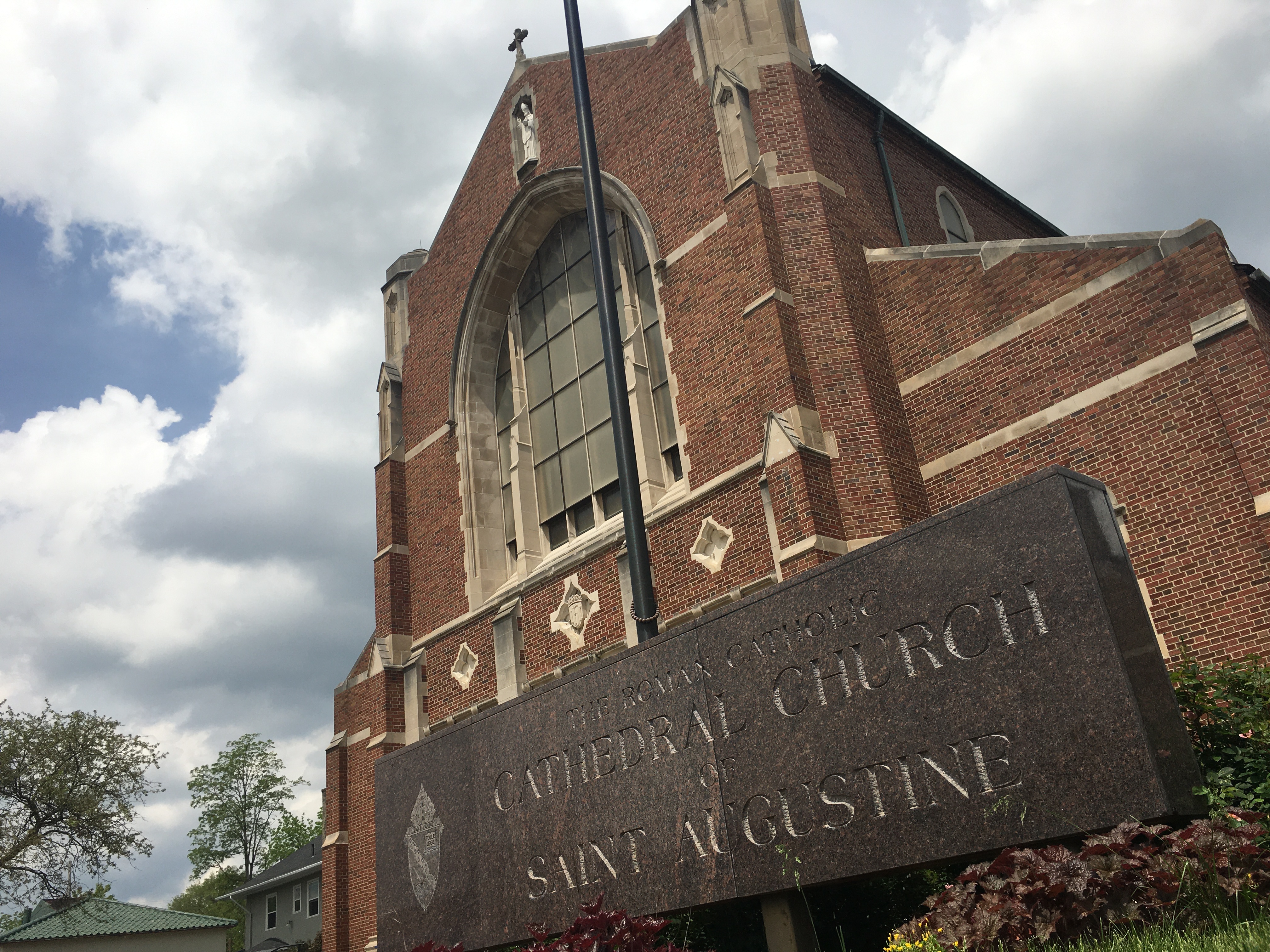 Catholic Dioceses of Kalamazoo resumes public Mass with restrictions