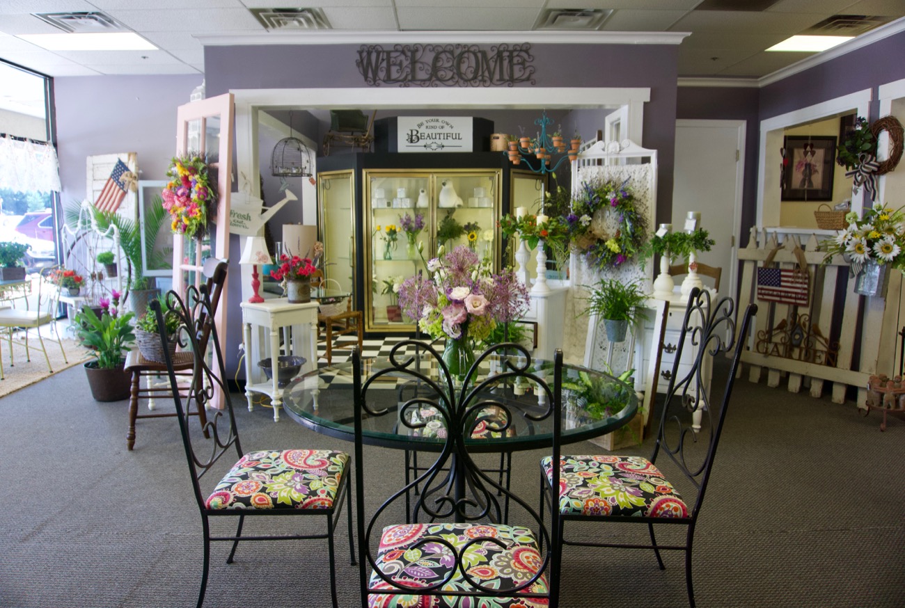 Willow Floral Is The Best Vintage Decor Store You've Never Heard Of
