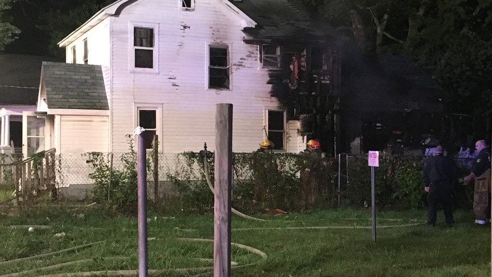 Crews investigate suspicious house fire in Kalamazoo WWMT