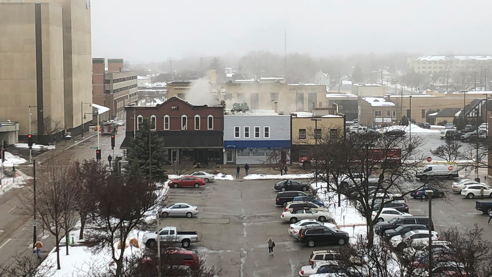 Firefighters face challenges during downtown Appleton fire WLUK
