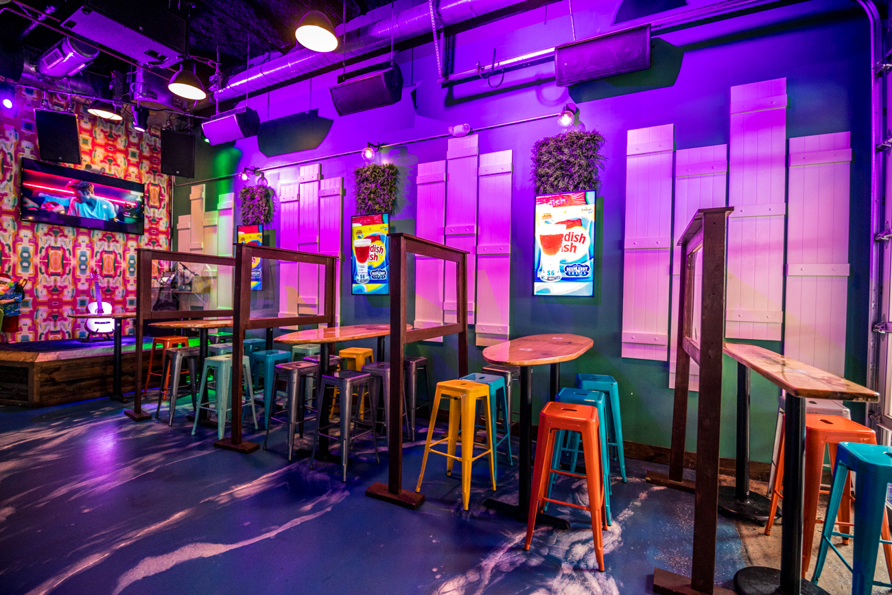 'Tis the Season for Holiday Drinks at Fishbowl at The Banks