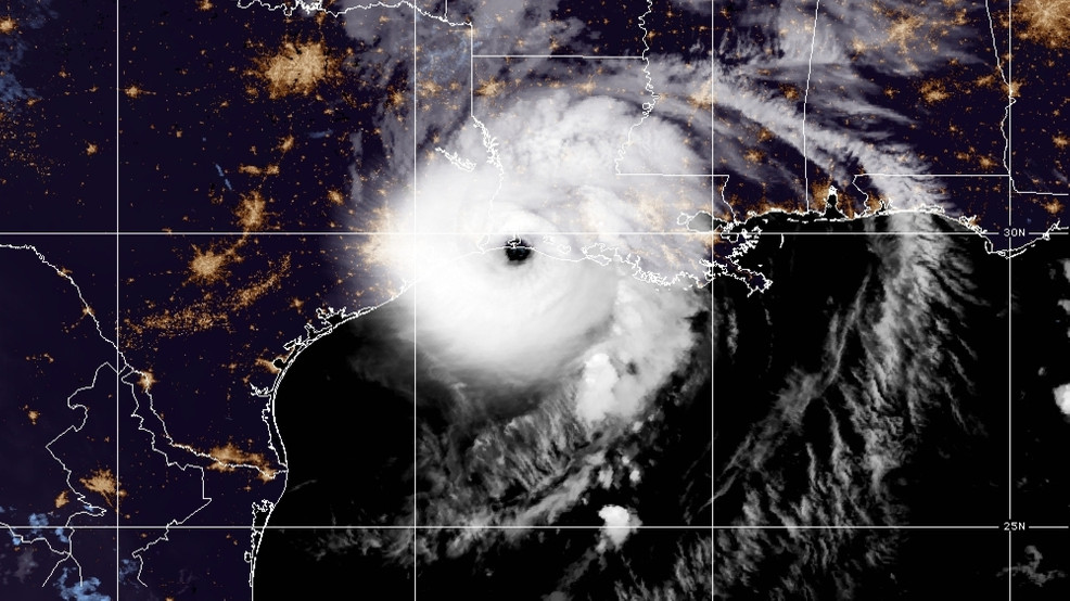 WATCH LIVE: Hurricane Laura moves ashore in southwestern Louisiana near Texas - WOAI thumbnail