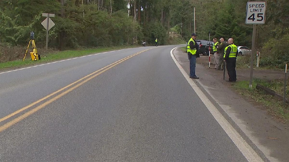 3 killed in overnight crash near Granite Falls KOMO