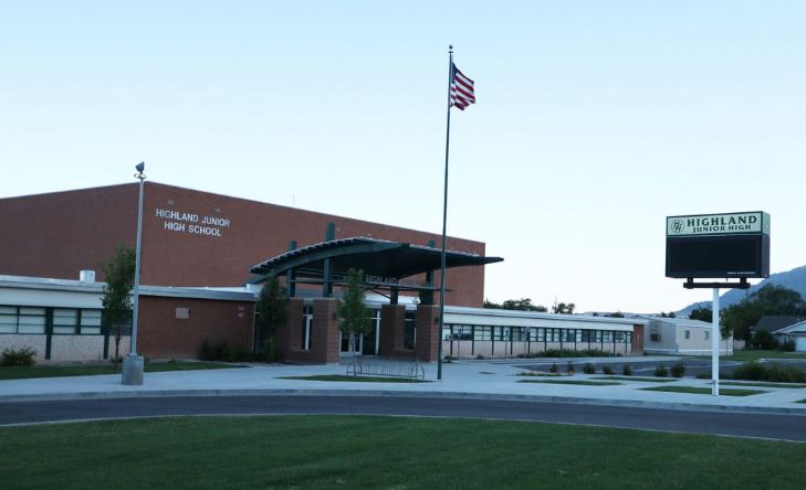 highland-junior-high-school-students-evacuated-while-crews-investigate