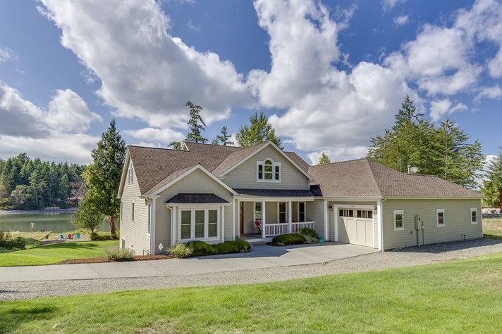 Watch 15 Photos Of Spectacular Washington Waterfront Homes Seattle Refined Watch 15 Photos Of Spectacular Washington Waterfront Homes Seattle Refined